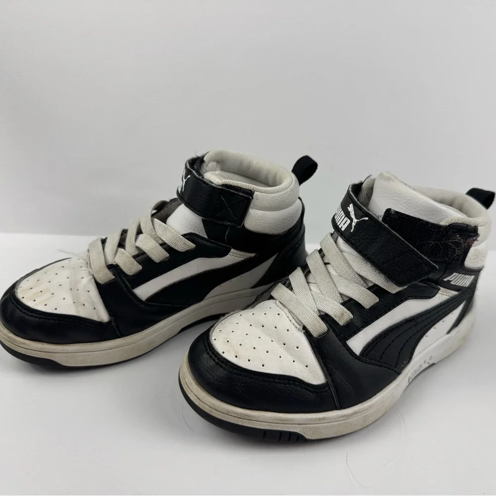 Puma Kids Black and White High-Top Rebound V6 sneakers size 11.5